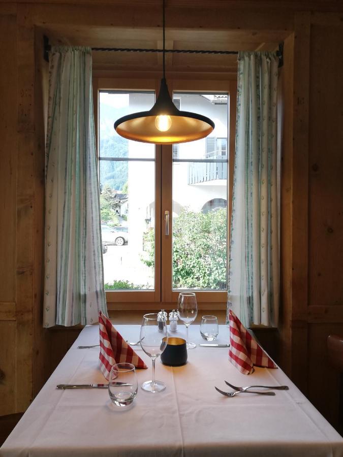 Hotel Alpenrose Maienfeld Exteriör bild